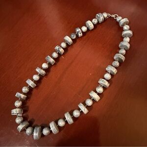 Sarah Coventry Beaded Blue Marbled  16 In Necklace